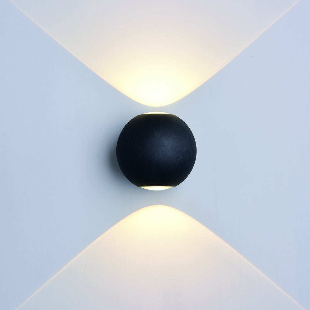 LED Wall Light Round Black Body - image 4